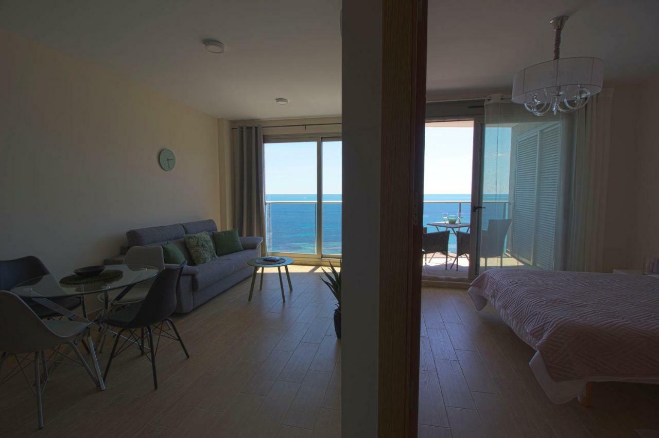 Beautiful Frontline Apartment Melioria With Panoramic Seaview Calp Exterior foto