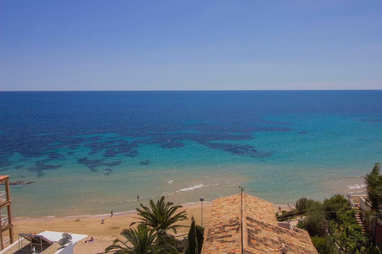 Beautiful Frontline Apartment Melioria With Panoramic Seaview Calp Exterior foto